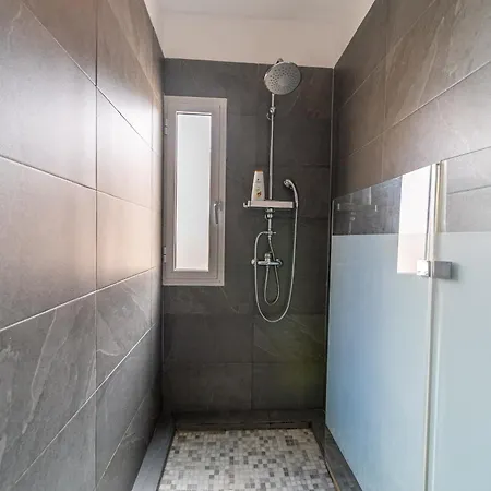 Apartment Workation -